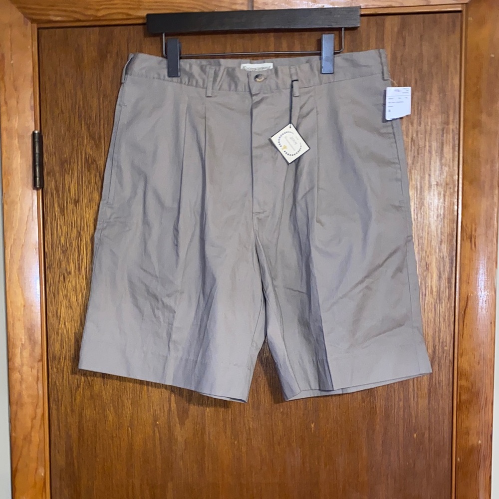 Arrow Men's Khaki Flat Front Shorts